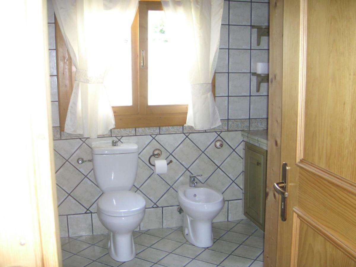 Chalet L Oasi Di Ambra 8 Posti Letto Con Uso Piscina Ardea Exterior foto